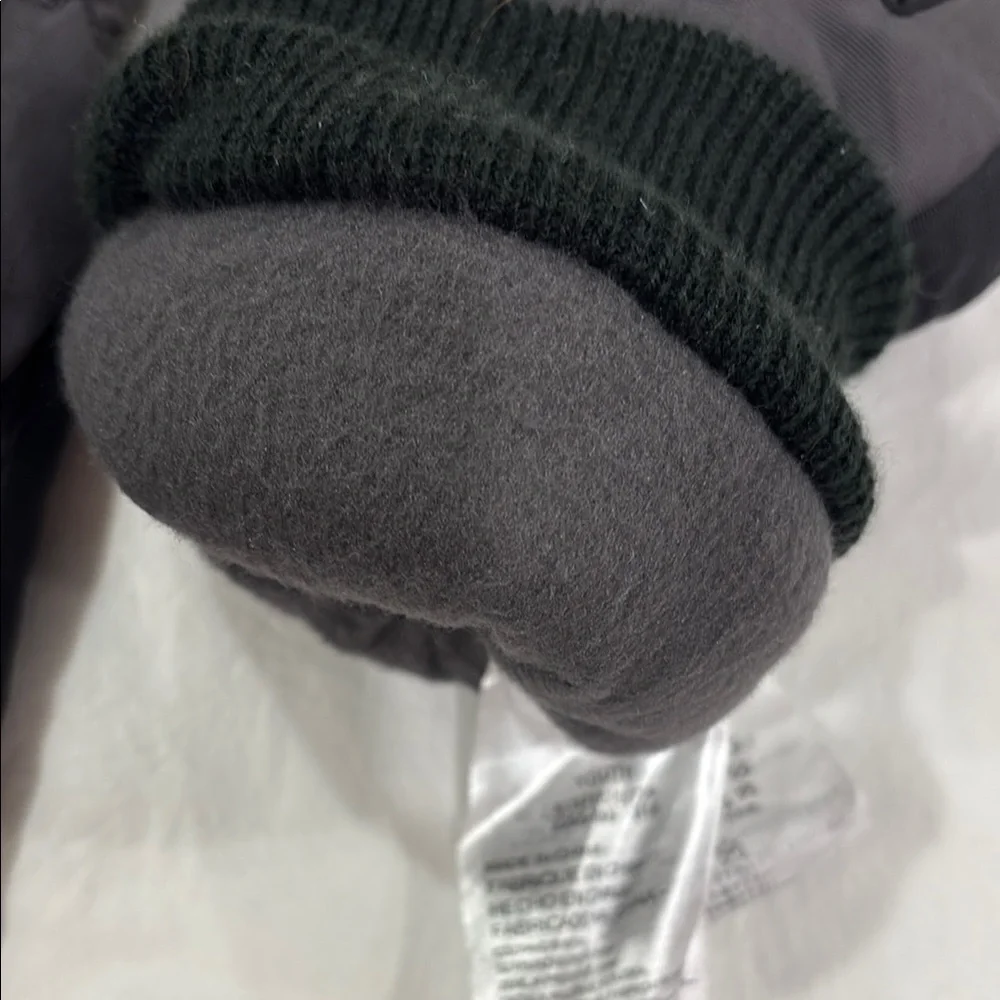 Nike Black and Gray Winter Gloves